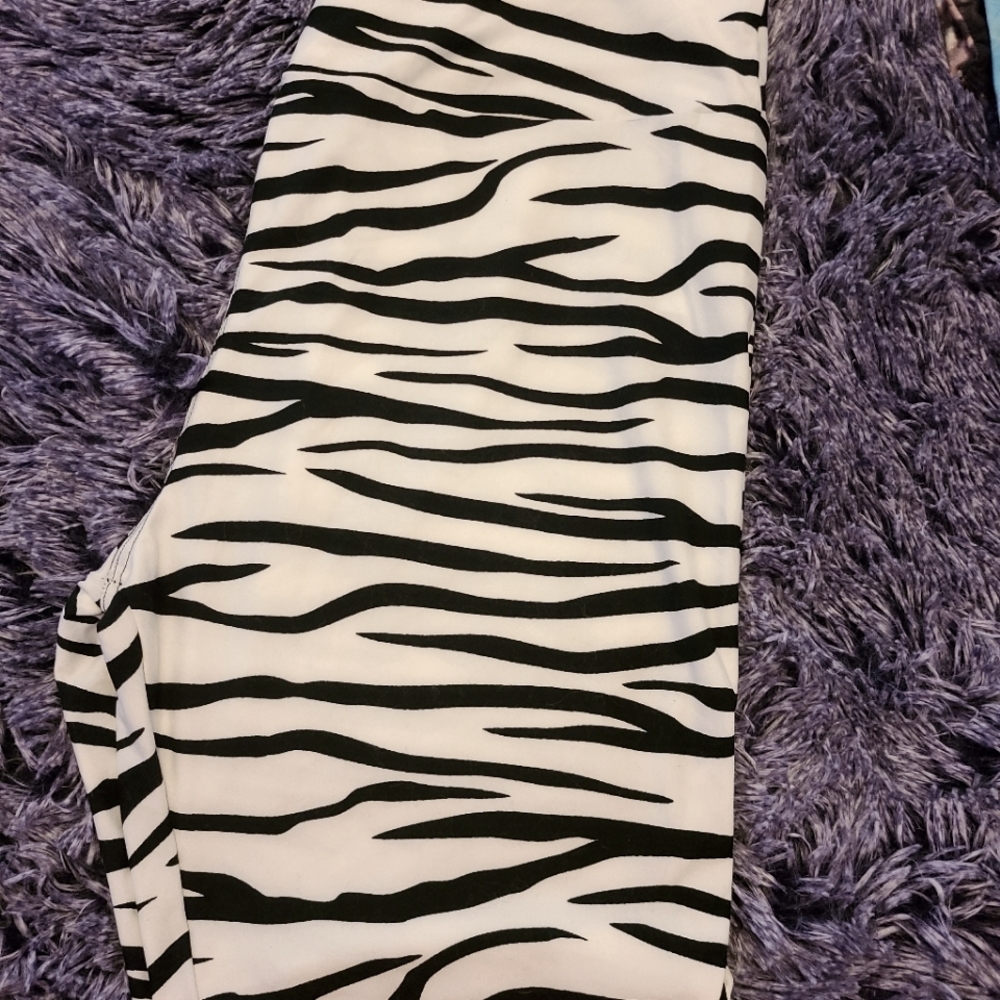 Lularoe tc2 leggings